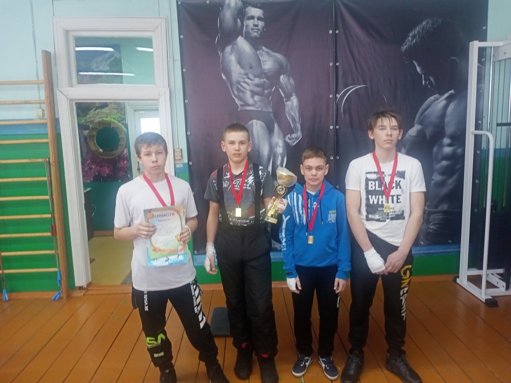 Районные соревнование по "Гиревому спорту" и "Русским шашкам" 11
