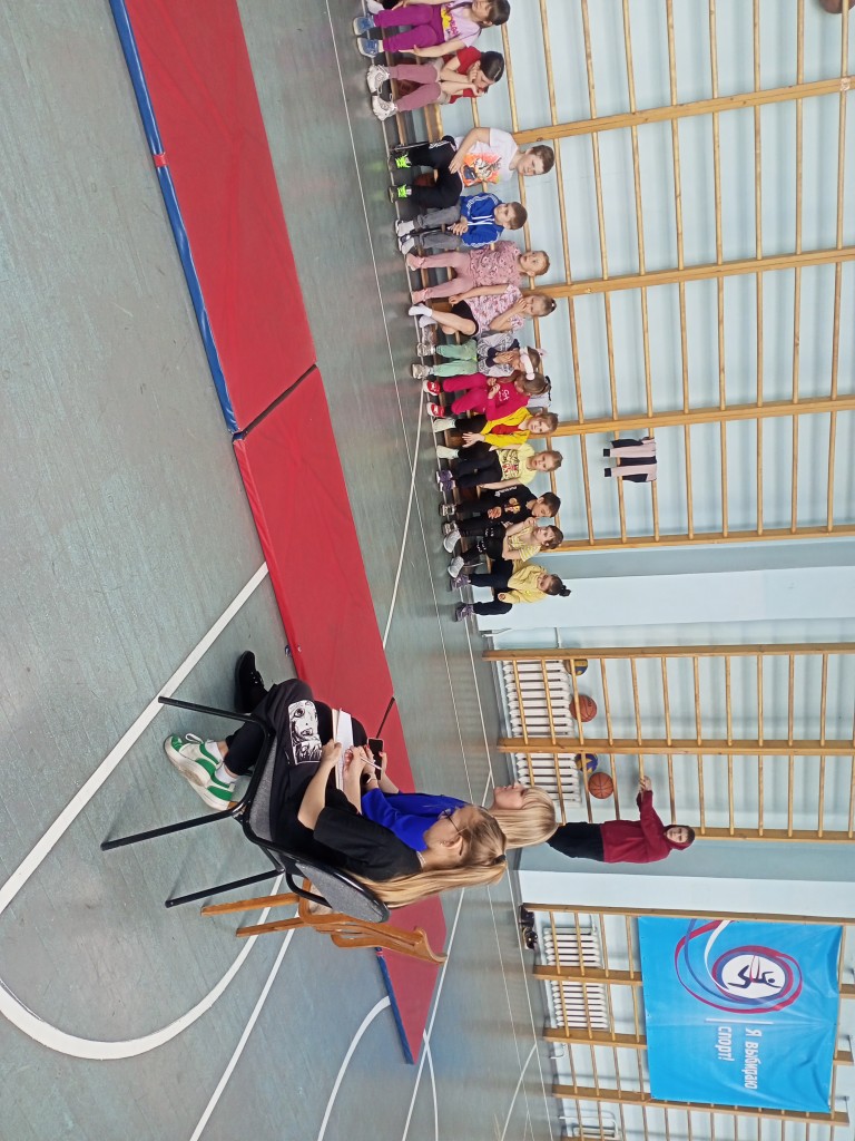 Школьные соревнование по гимнастике среди 1-11 классов. 43