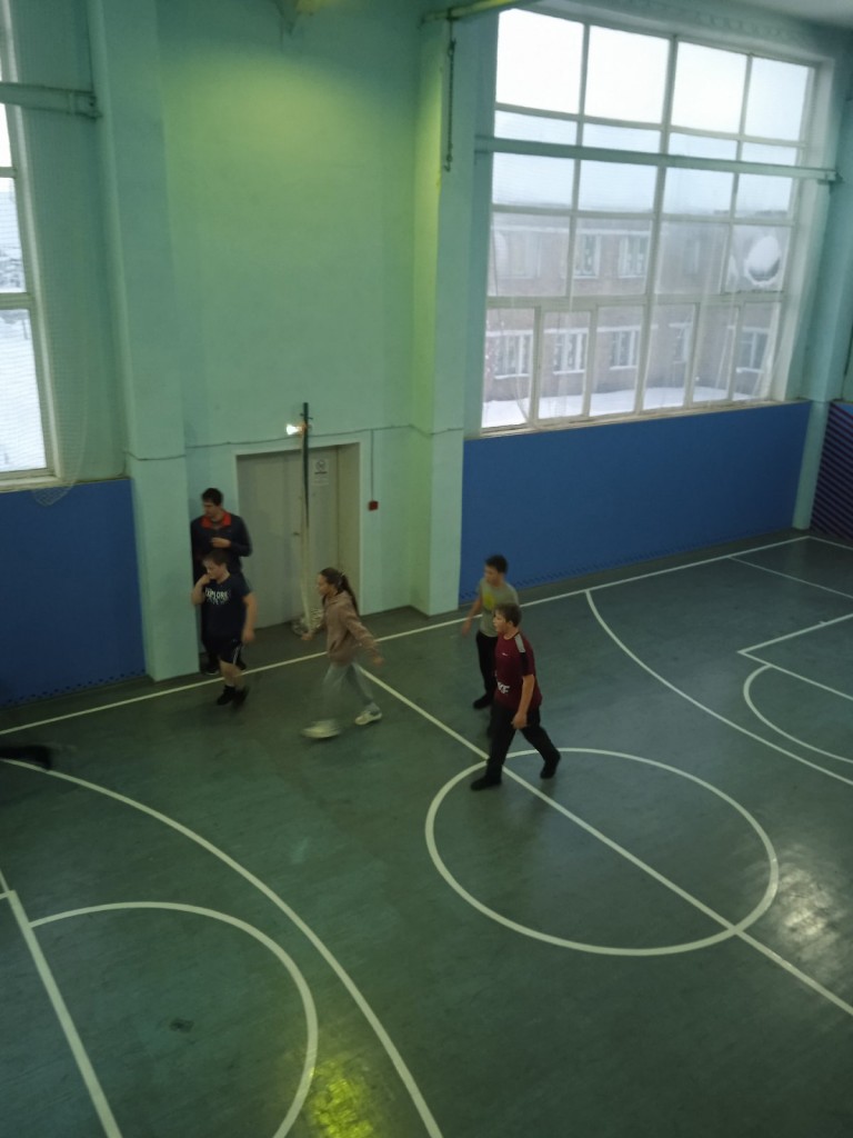 Школьные соревнования по баскетболу. 5