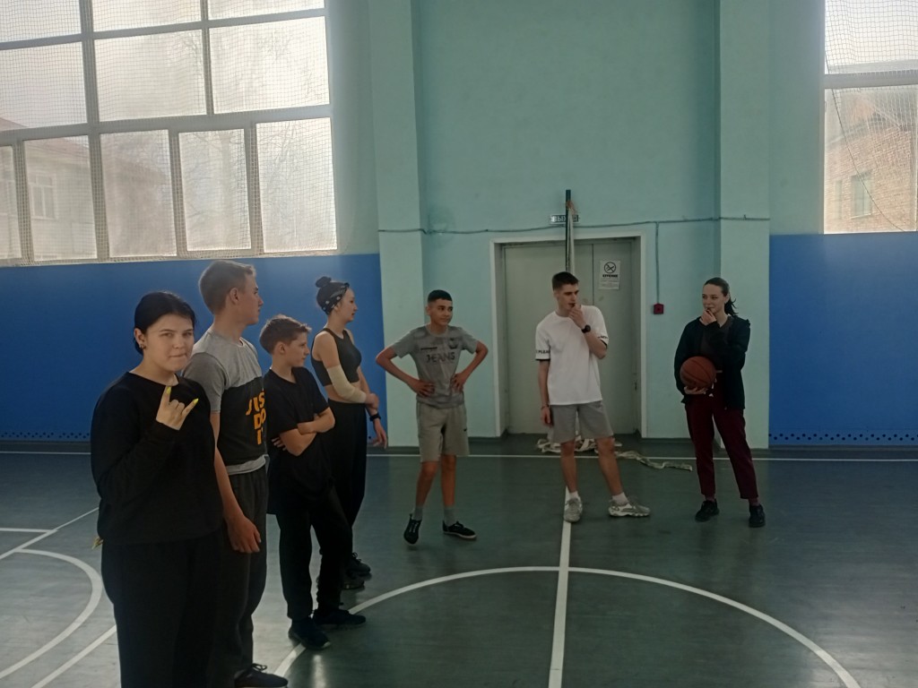 Школьные Спортивно-массовые соревнования по стритболу. 19